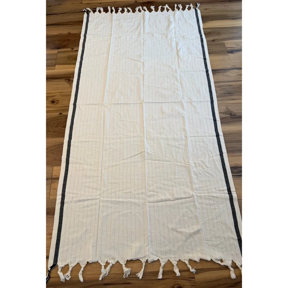 The Loomia Turkish Beach Towels Blanket Set of 4 Cotton Fringe Black Cream